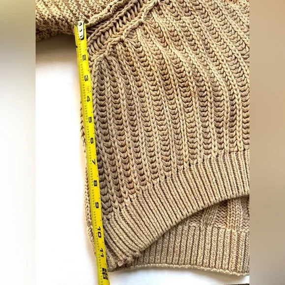 Free People Balloon-Arm Nude Sweater Women Sz Large Heavyweight  chunky rib knit - Picture 8 of 10